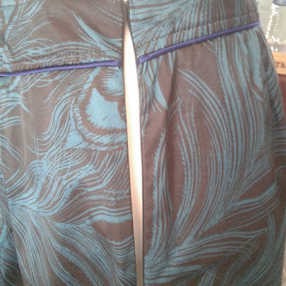 💥3/$20 Tropical printed midi skirt sz.16 - Picture 3 of 8